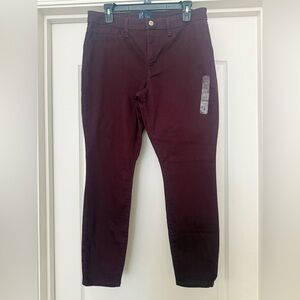 GAP Women’s Favorite Jegging Mid Rise Burgundy Size 12/31 NWT